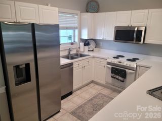 8633 Coralbell Lane, Charlotte, NC 28213