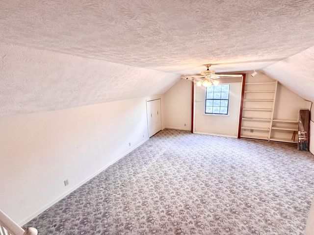 141 S Palmers Chapel Rd, White House, TN 37188