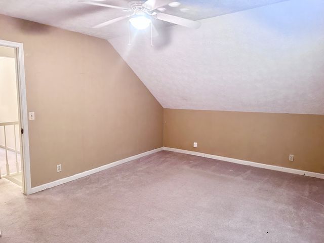 141 S Palmers Chapel Rd, White House, TN 37188