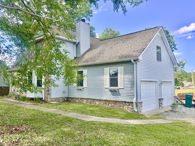141 S Palmers Chapel Rd, White House, TN 37188
