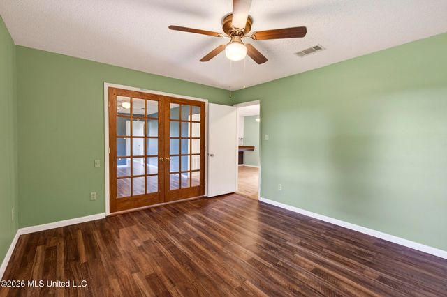 98 Country Heritage Road, Poplarville, MS 39470