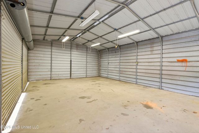 98 Country Heritage Road, Poplarville, MS 39470