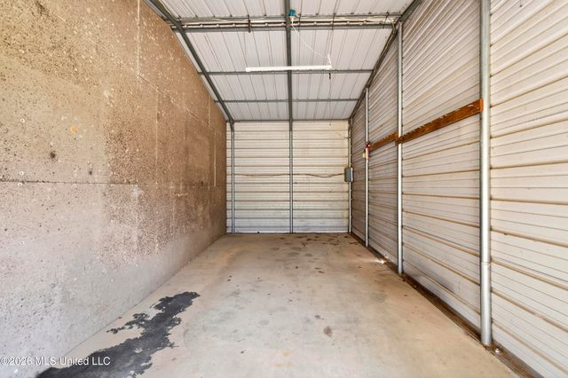 98 Country Heritage Road, Poplarville, MS 39470