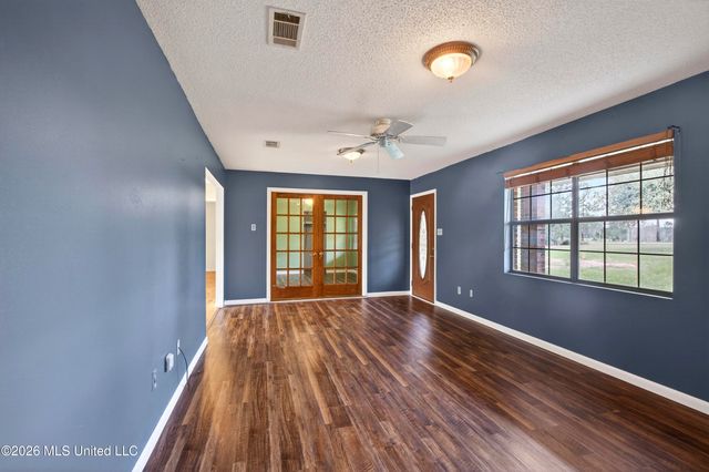 98 Country Heritage Road, Poplarville, MS 39470