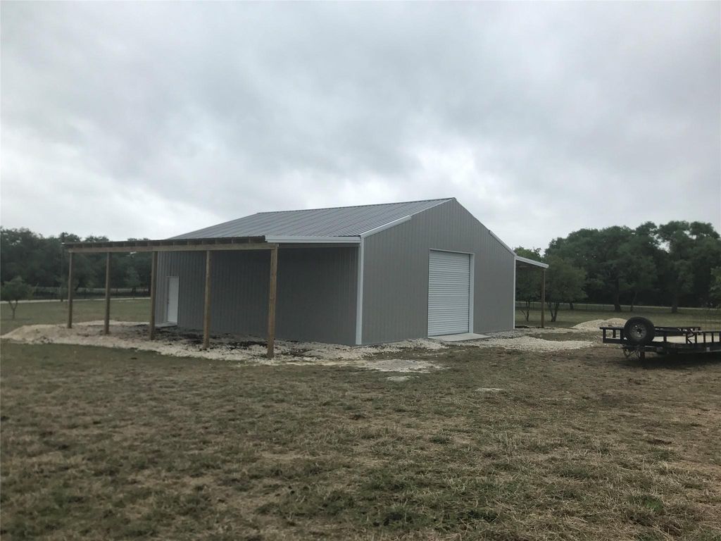 841 Rolling Hills DR, Wimberley, TX 78676