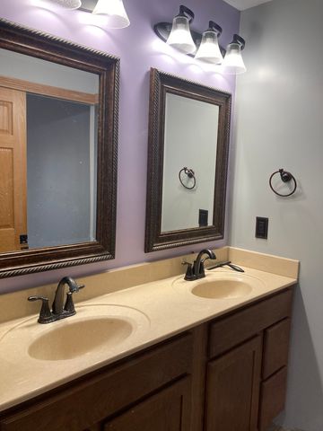 602 N 29th Road, Lasalle, IL 61301