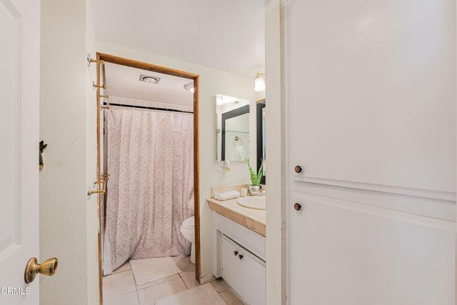 6392 Katherine Road A, Simi Valley, CA 93063
