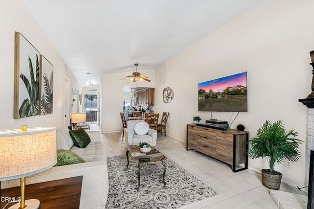 6392 Katherine Road A, Simi Valley, CA 93063