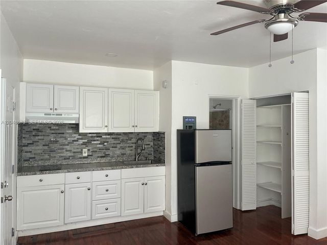 8020 Abbott Ave 6, Miami Beach, FL 33141