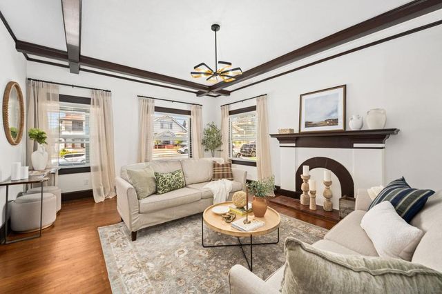 2445 47 A Street, San Diego, CA 92102