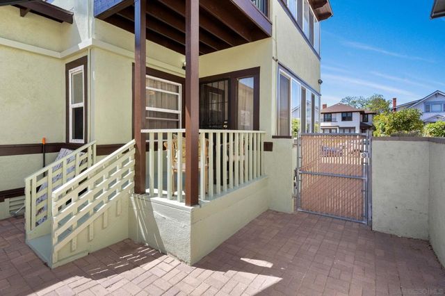 2445 47 A Street, San Diego, CA 92102