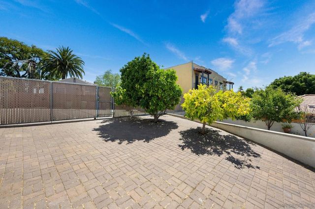 2445 47 A Street, San Diego, CA 92102