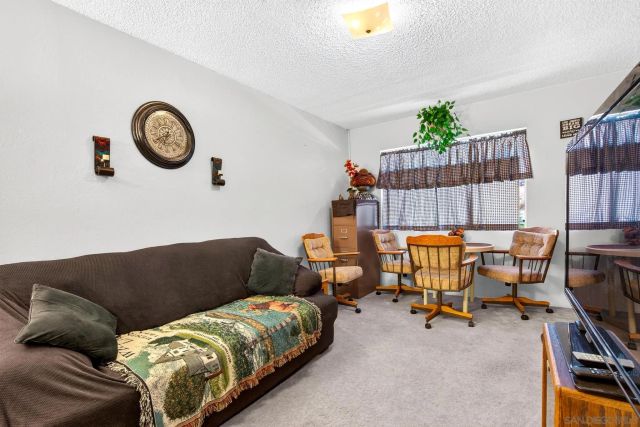 4621 Chateau Drive, San Diego, CA 92117