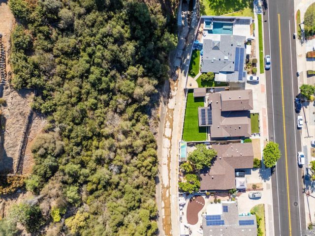 4621 Chateau Drive, San Diego, CA 92117