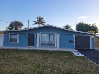 1810 NE 42nd St, Pompano Beach, FL 33064
