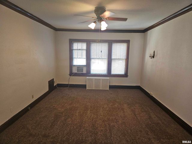 1620 18th Ave Apt 26, Rock Island, IL 61201