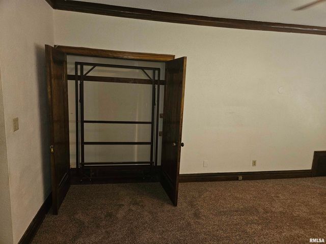 1620 18th Ave Apt 26, Rock Island, IL 61201