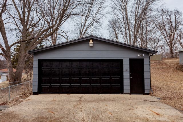 112 Parmer Drive, Des Moines, IA 50315