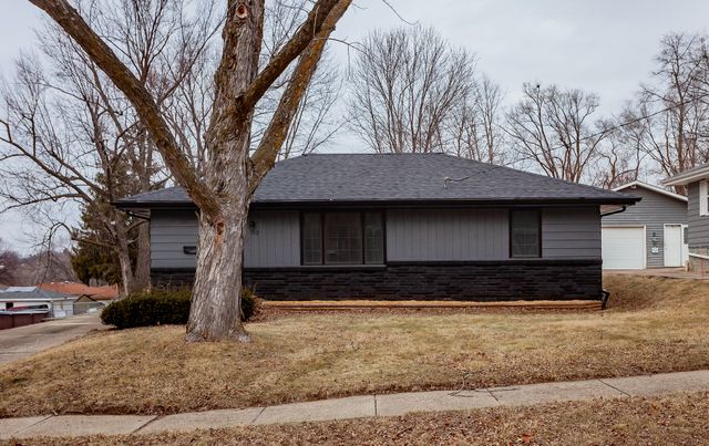 112 Parmer Drive, Des Moines, IA 50315