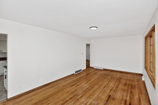 112 Parmer Drive, Des Moines, IA 50315