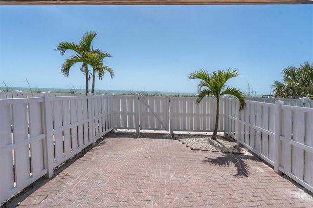 12274 1ST STREET W 2, Treasure Island, FL 33706