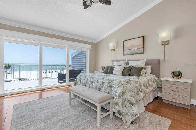 12274 1ST STREET W 2, Treasure Island, FL 33706