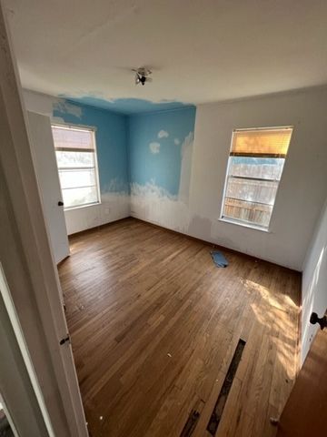 112 W Hazlett Ave, Aransas Pass, TX 78336