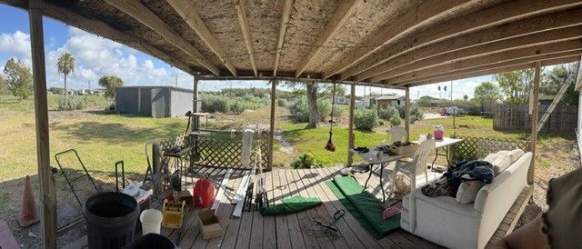 112 W Hazlett Ave, Aransas Pass, TX 78336