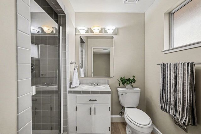 6 Lake St, Pittsburg, CA 94565