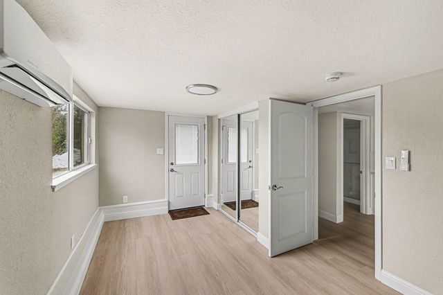 6 Lake St, Pittsburg, CA 94565