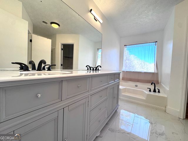 515 Lake Joyce, Fairburn, GA 30213