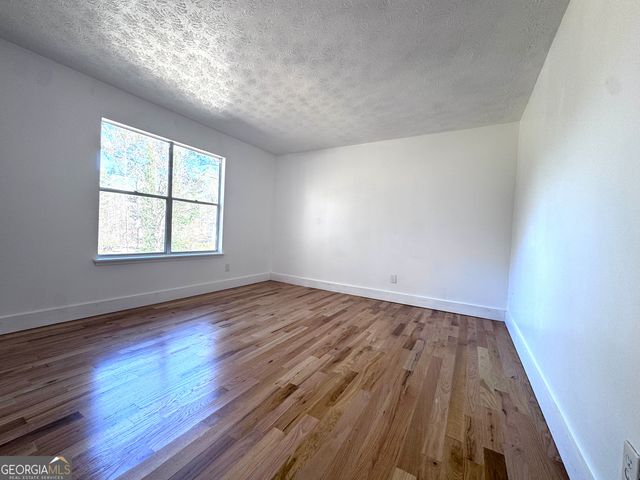 515 Lake Joyce, Fairburn, GA 30213