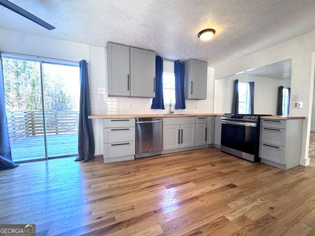 515 Lake Joyce, Fairburn, GA 30213