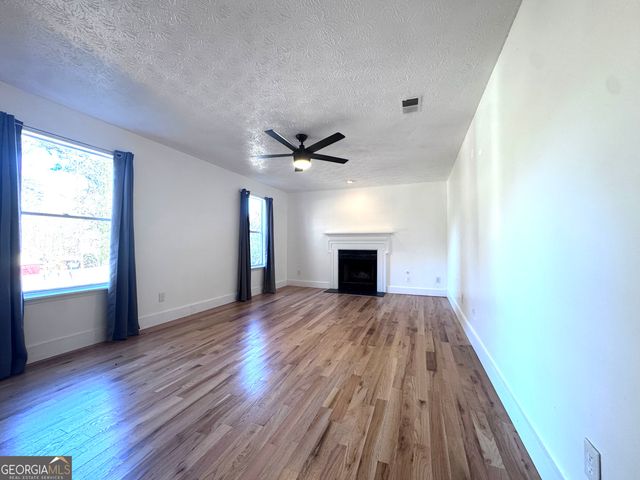 515 Lake Joyce, Fairburn, GA 30213