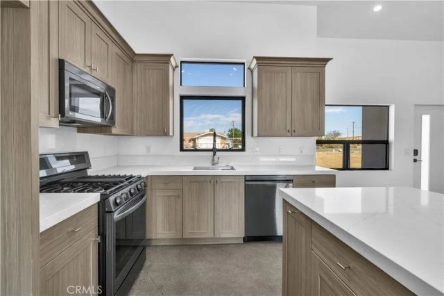 4834 Round Up Road, 29 Palms, CA 92277