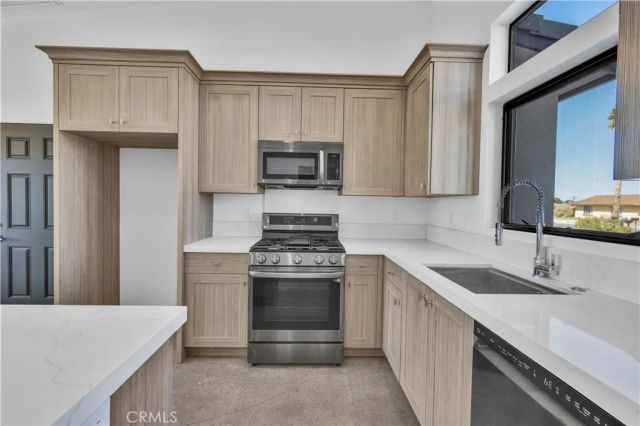 4834 Round Up Road, 29 Palms, CA 92277