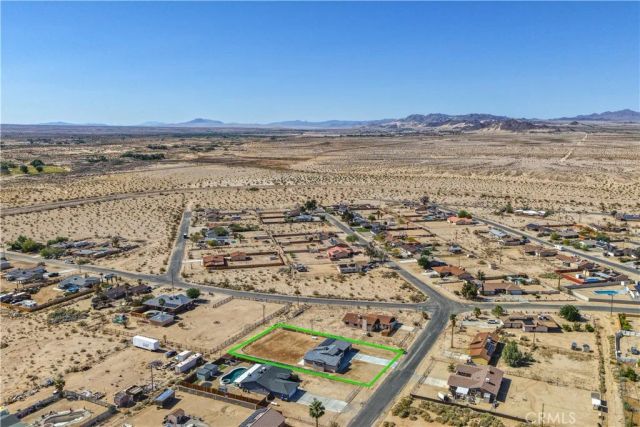 4834 Round Up Road, 29 Palms, CA 92277
