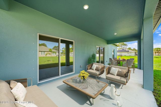 467 Lackland Street SW, Palm Bay, FL 32908