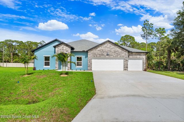 467 Lackland Street SW, Palm Bay, FL 32908