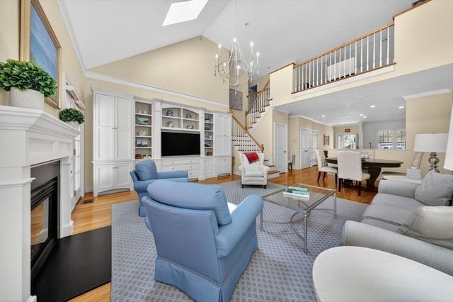 239 Washington St 20, Norwell, MA 02061