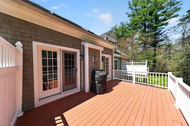 239 Washington St 20, Norwell, MA 02061