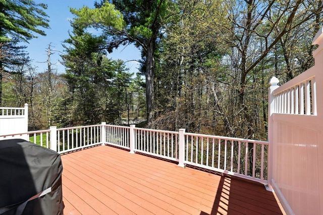 239 Washington St 20, Norwell, MA 02061