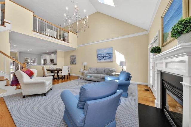 239 Washington St 20, Norwell, MA 02061