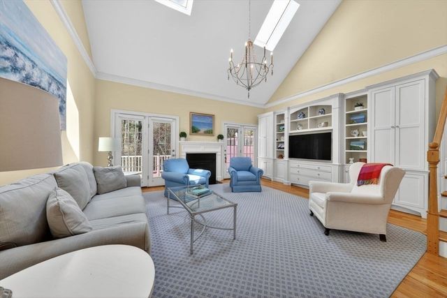 239 Washington St 20, Norwell, MA 02061