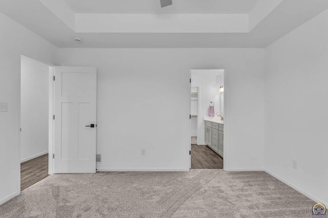 1921 NW Waldo Way, Topeka, KS 66608