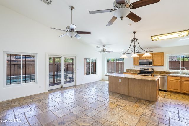 1371 S Saguaro Street, Gilbert, AZ 85233