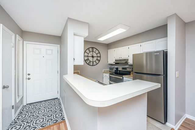 1054 Anna Knapp Boulevard 4g, Mount Pleasant, SC 29464