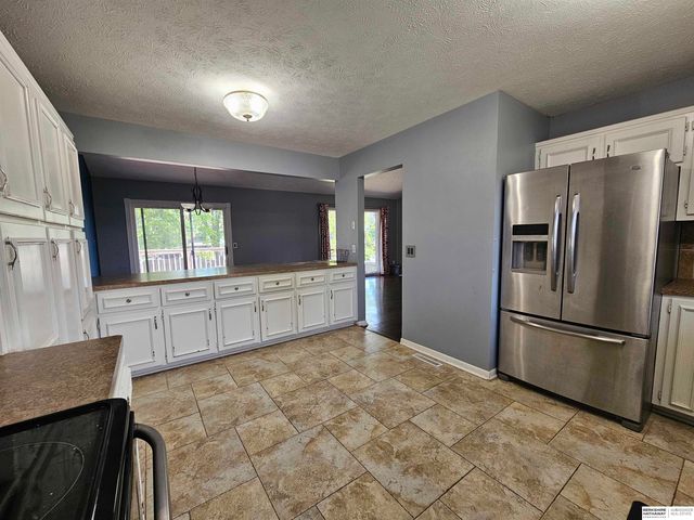 820 Spruce Street, Papillion, NE 68046