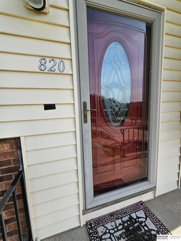 820 Spruce Street, Papillion, NE 68046