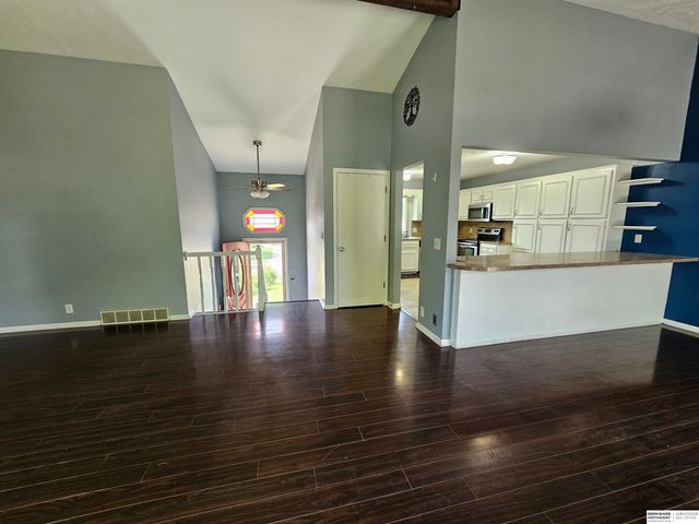 820 Spruce Street, Papillion, NE 68046
